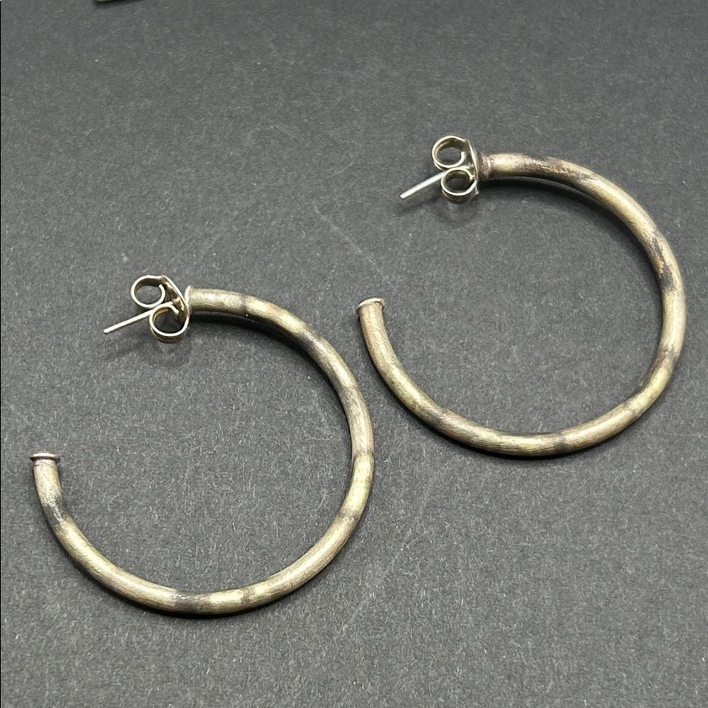 Elegant Gold Hoop Earrings